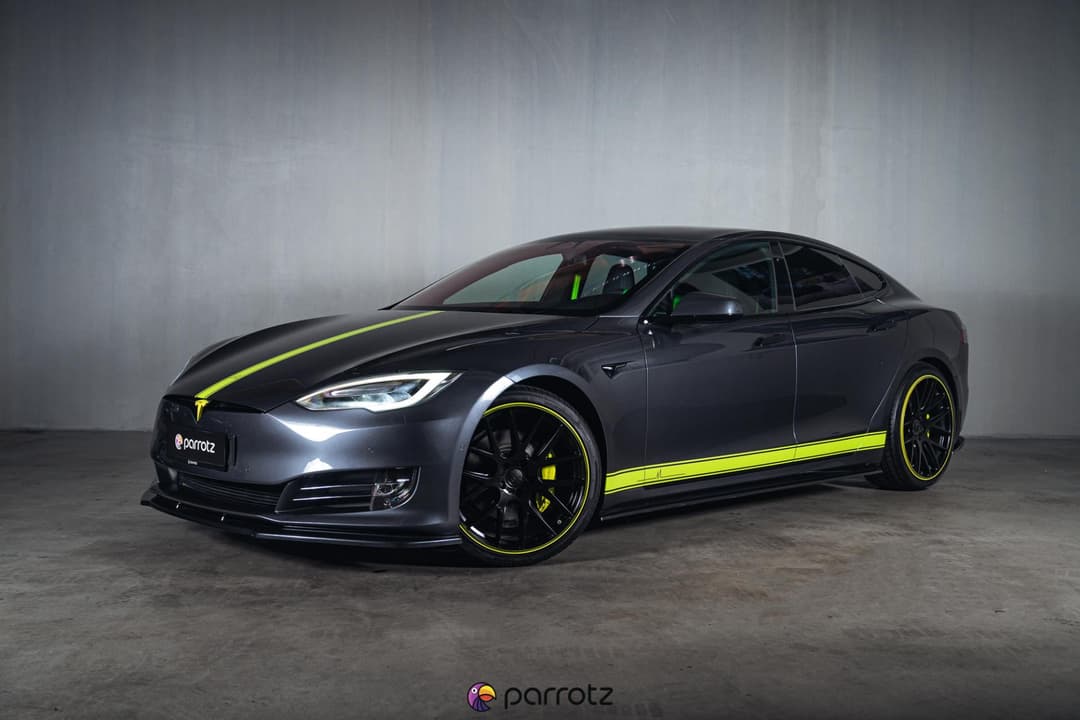 Tesla Model S