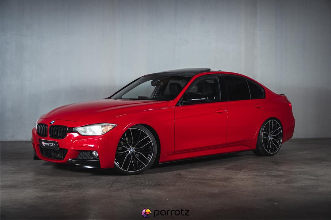 BMW 330