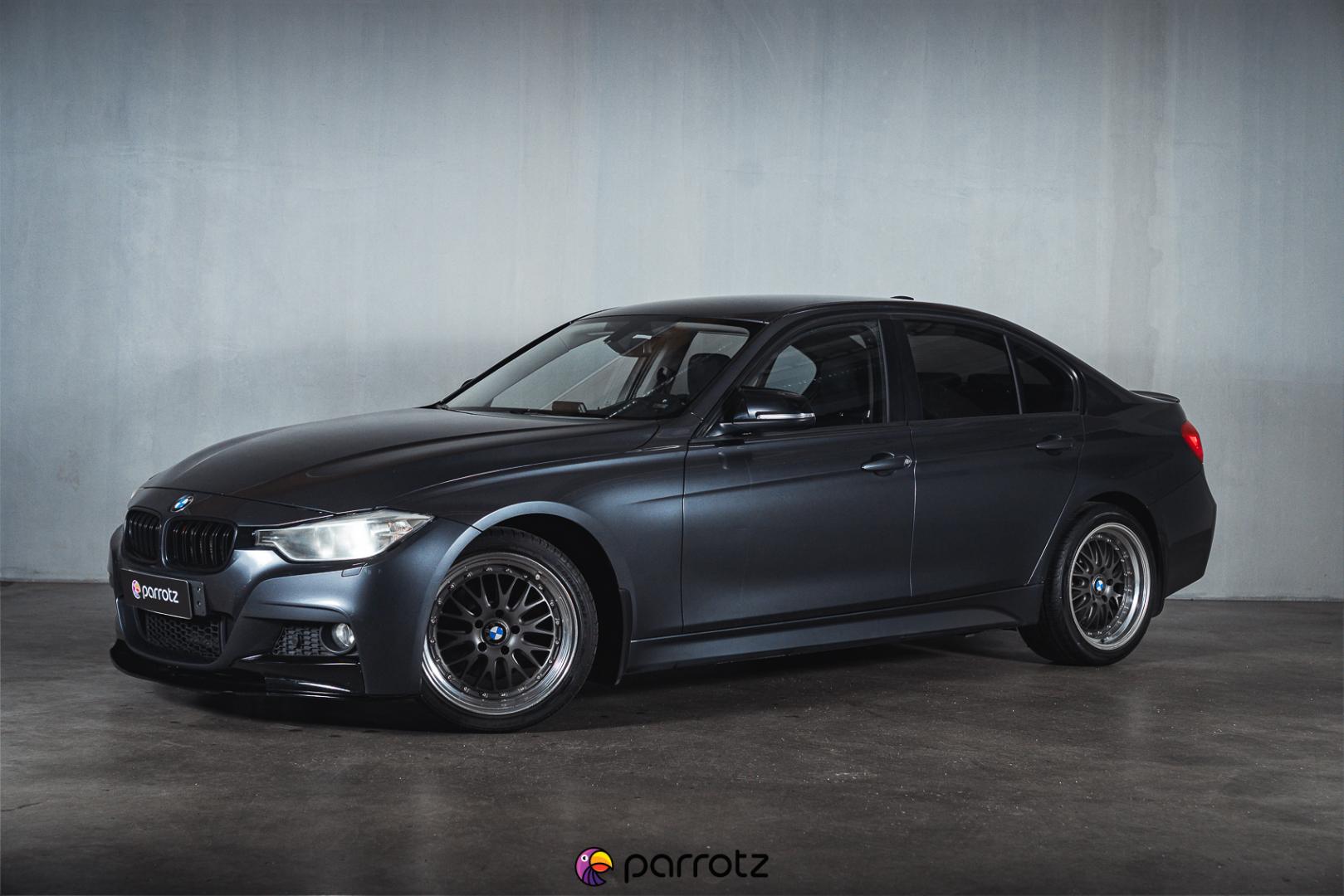 BMW 320