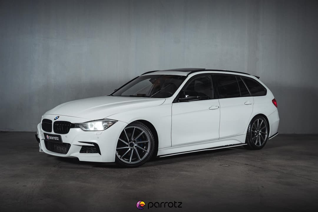 BMW 320