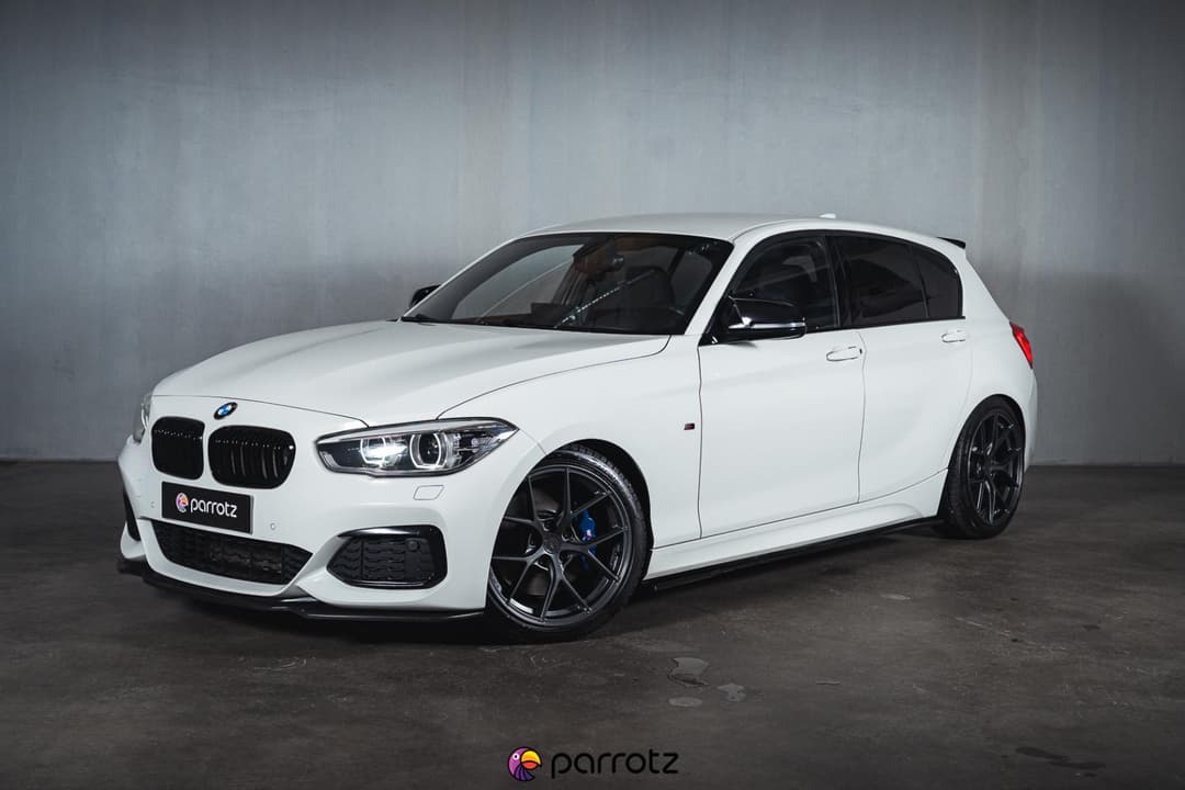 BMW M140i