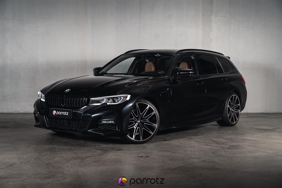 BMW 330