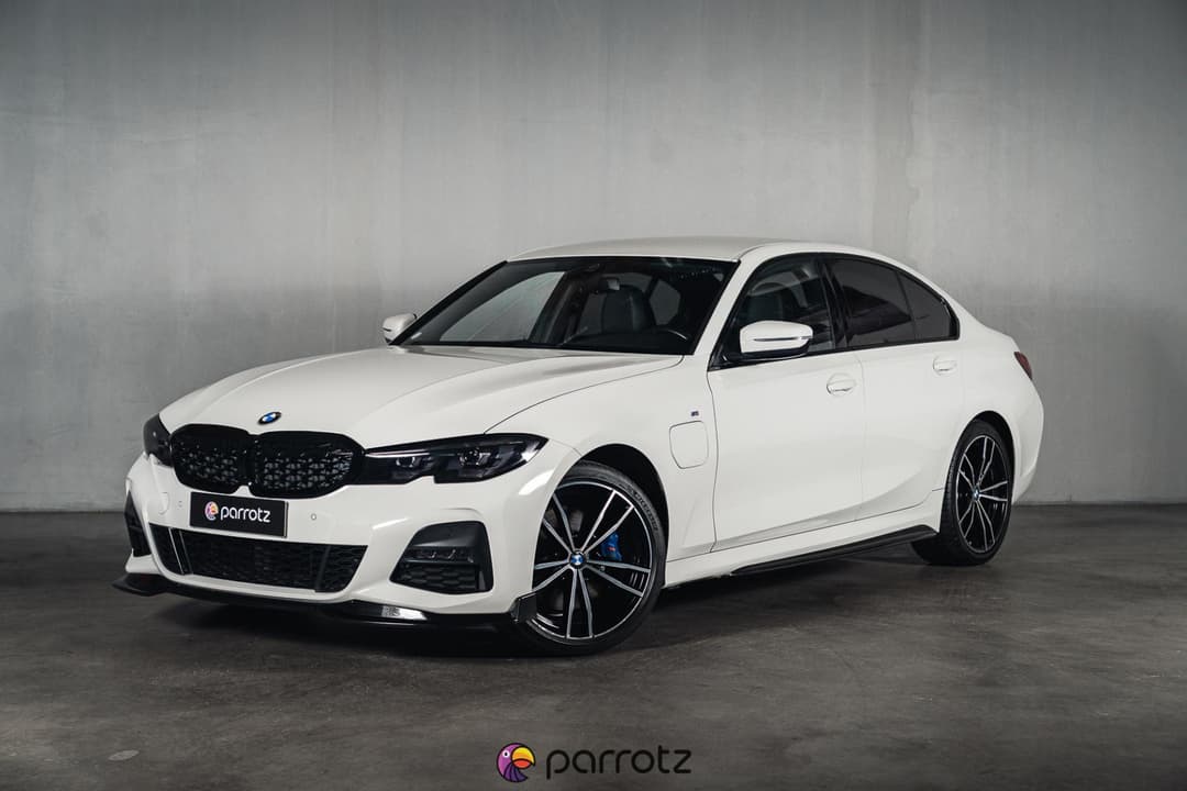 BMW 330