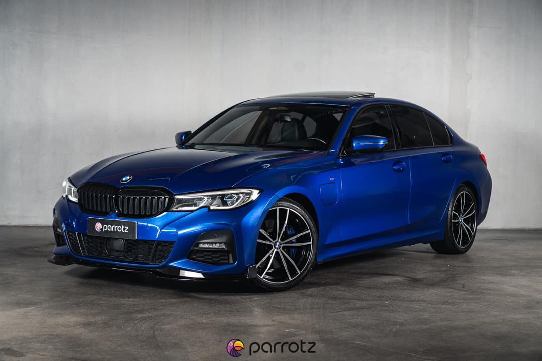 BMW 330