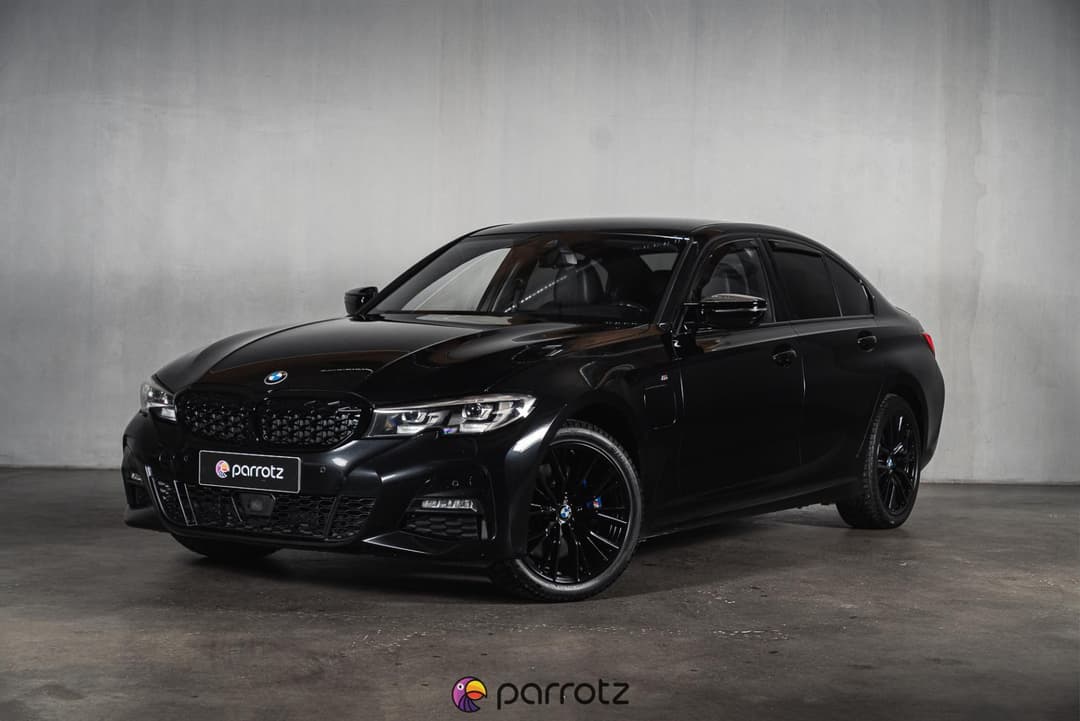BMW 330